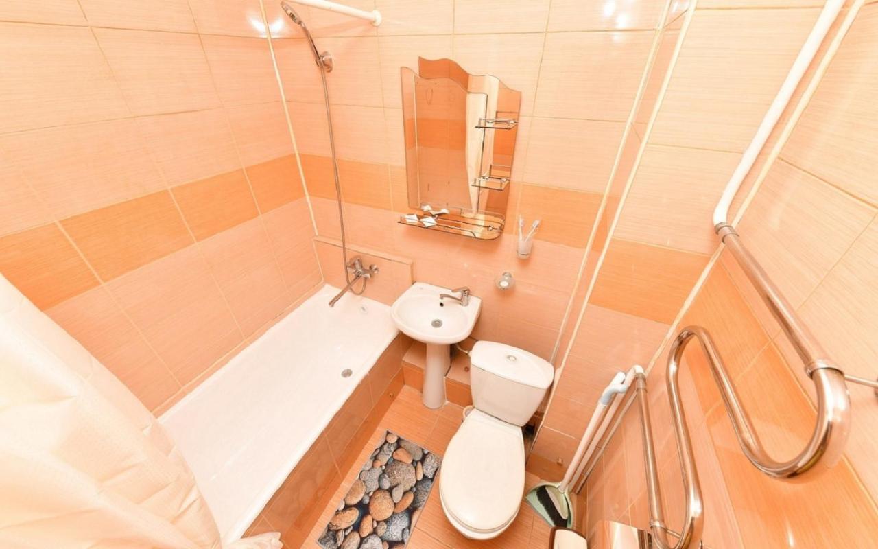 Апартаменты 11-Й Микрорайон, 4 Almaty Exterior foto