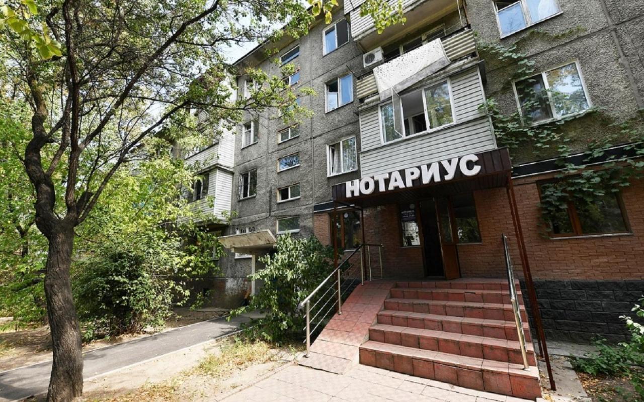Апартаменты 11-Й Микрорайон, 4 Almaty Exterior foto