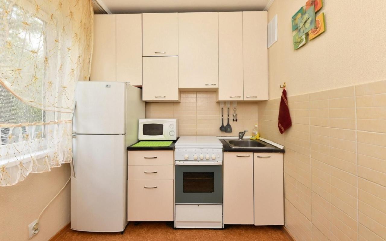 Апартаменты 11-Й Микрорайон, 4 Almaty Exterior foto